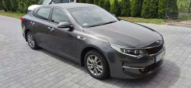 KIA Optima M