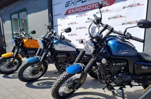 JUNAK M18 