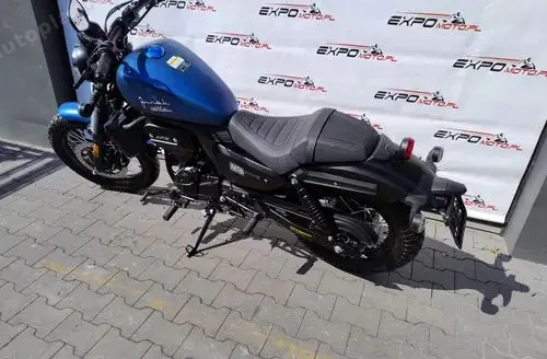 JUNAK M18 