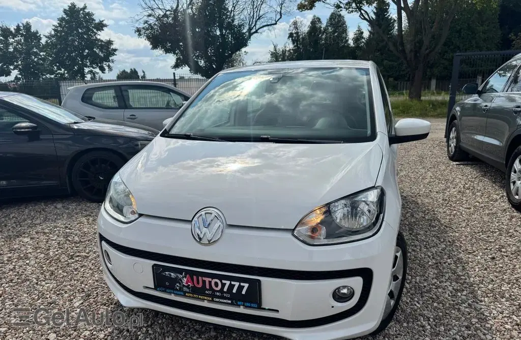 VOLKSWAGEN Up! 