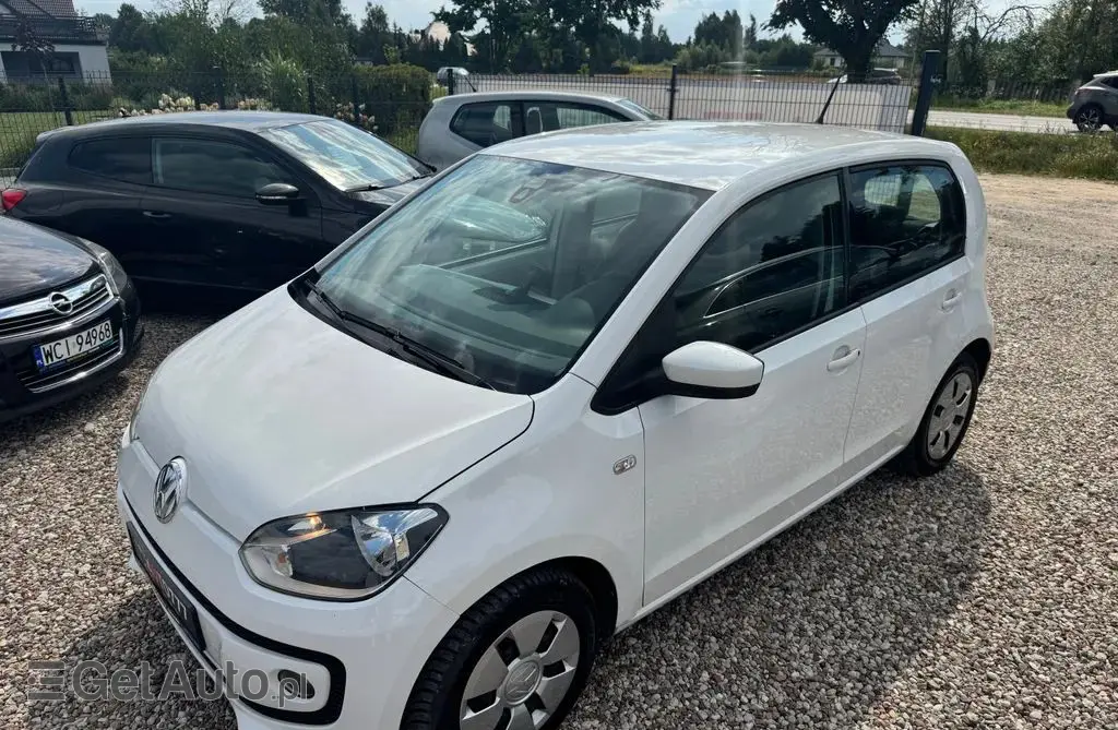 VOLKSWAGEN Up! 