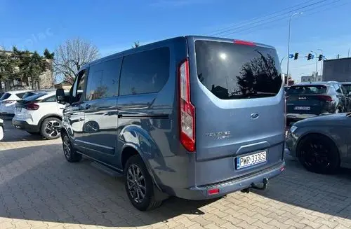 FORD Tourneo Custom 