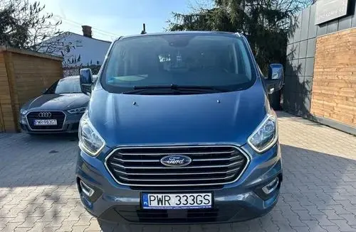 FORD Tourneo Custom 