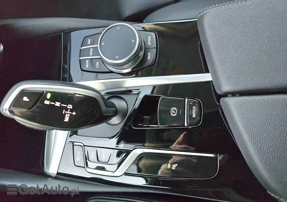 BMW Seria 5 530i GPF Luxury Line sport