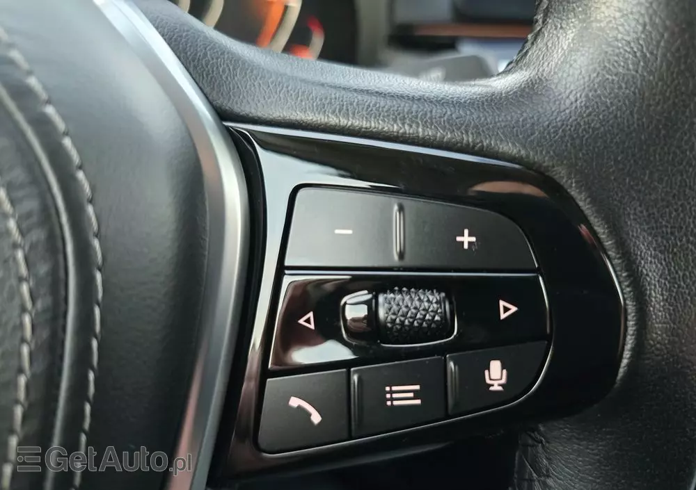 BMW Seria 5 530i GPF Luxury Line sport