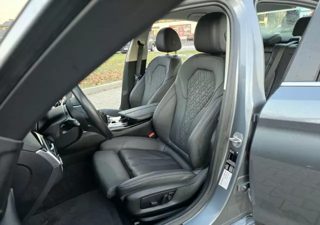 BMW Seria 5 530i GPF Luxury Line sport