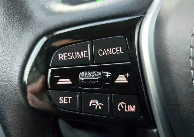 BMW Seria 5 530i GPF Luxury Line sport