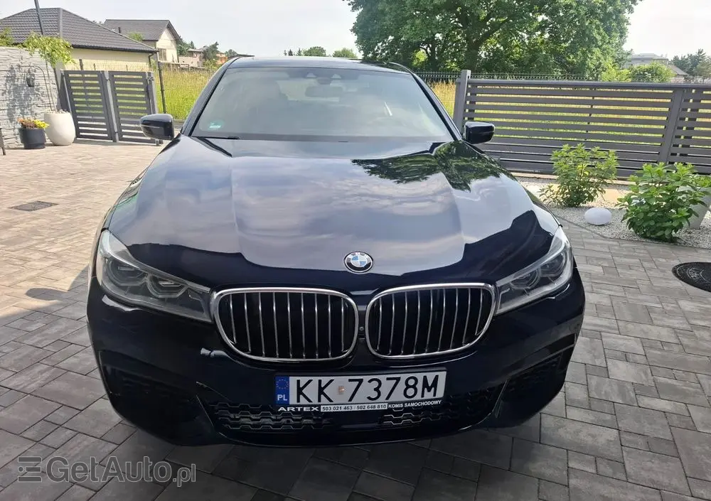 BMW Seria 7 740e iPerformance