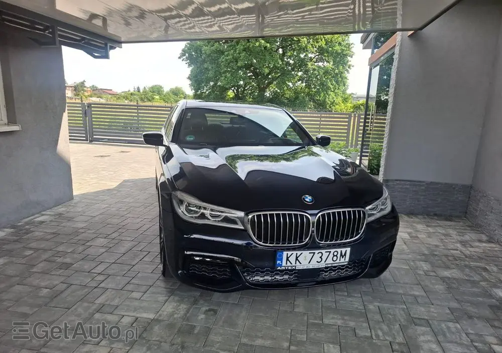BMW Seria 7 740e iPerformance