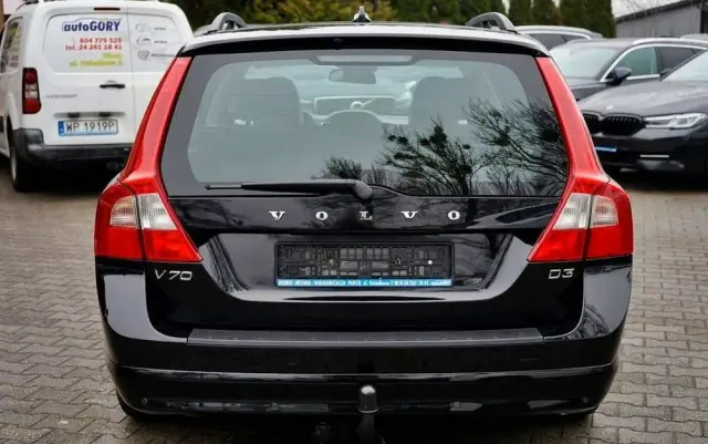 VOLVO V70 