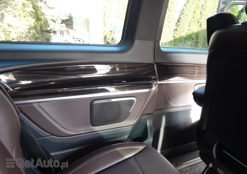 MERCEDES-BENZ Klasa V 250 (BlueTEC) d Avantgarde 7G-Tronic (d³ugi)