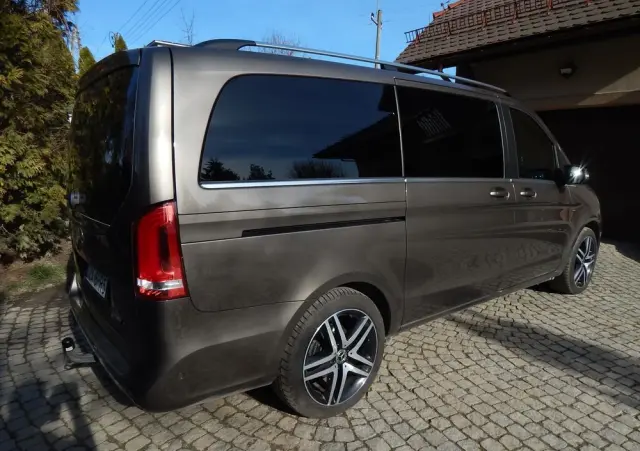 MERCEDES-BENZ Klasa V 250 (BlueTEC) d Avantgarde 7G-Tronic (d³ugi)