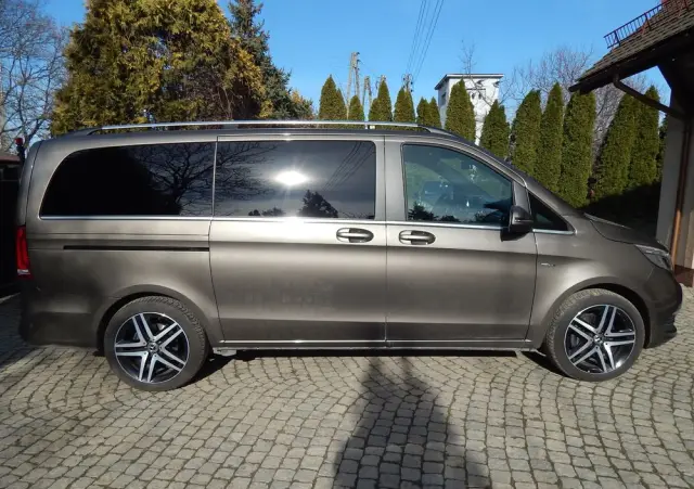 MERCEDES-BENZ Klasa V 250 (BlueTEC) d Avantgarde 7G-Tronic (d³ugi)