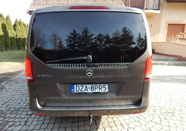 MERCEDES-BENZ Klasa V 250 (BlueTEC) d Avantgarde 7G-Tronic (d³ugi)