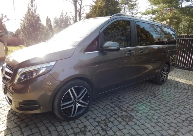 MERCEDES-BENZ Klasa V 250 (BlueTEC) d Avantgarde 7G-Tronic (d³ugi)