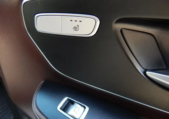 MERCEDES-BENZ Klasa V 250 (BlueTEC) d Avantgarde 7G-Tronic (d³ugi)