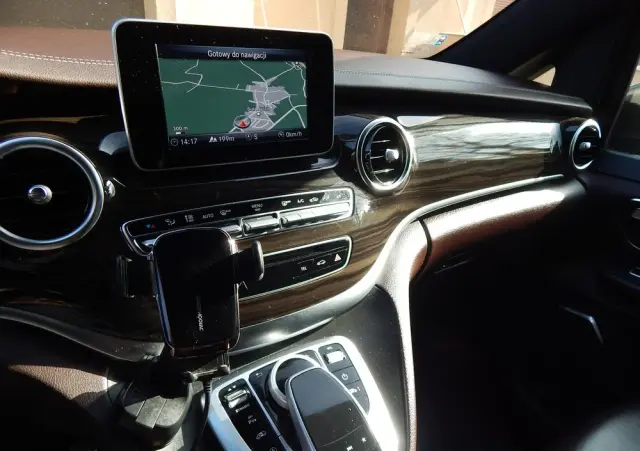 MERCEDES-BENZ Klasa V 250 (BlueTEC) d Avantgarde 7G-Tronic (d³ugi)