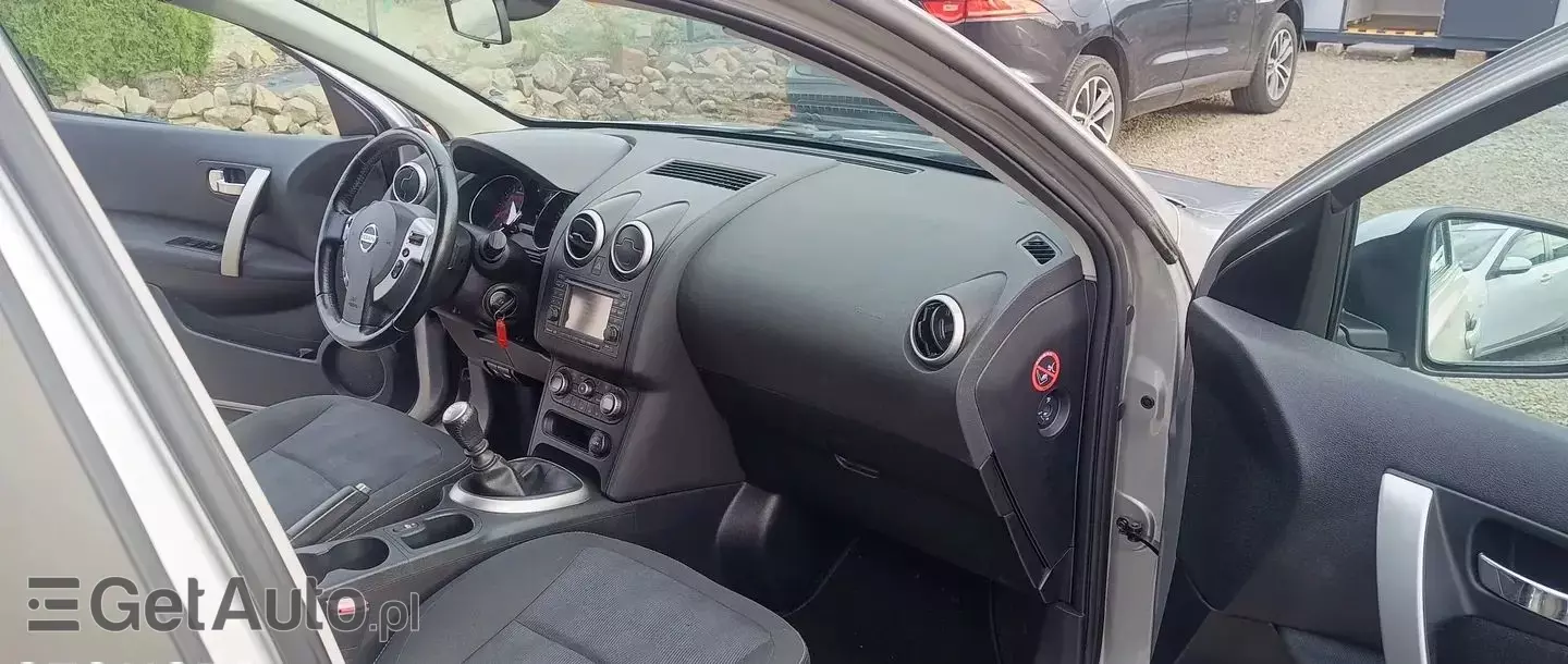 NISSAN Qashqai+2 2.0 Tekna