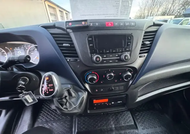 IVECO 70c18  72c17  70c15 70c17 50c15  50c17 35c15 DMC 3.5T 