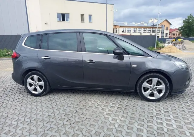 OPEL Zafira 
