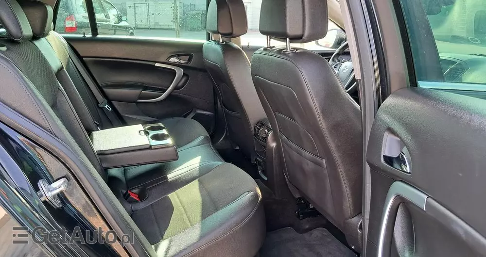 OPEL Insignia 1.6 Turbo Sports Tourer