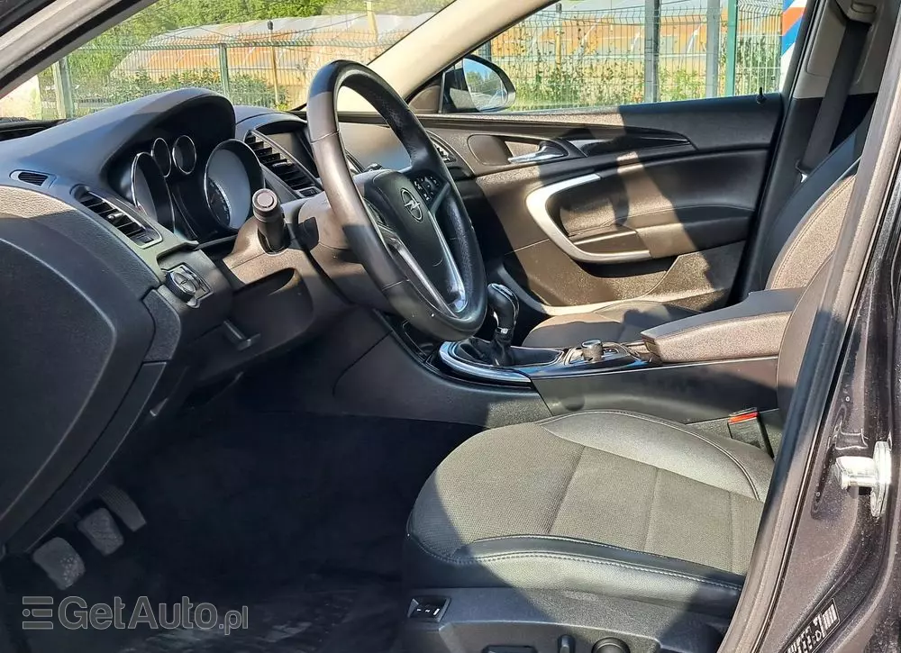 OPEL Insignia 1.6 Turbo Sports Tourer