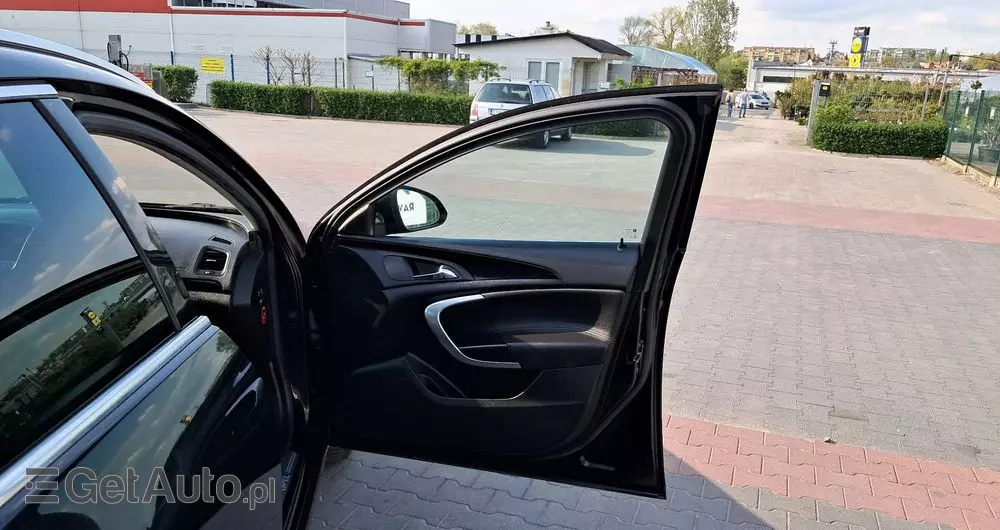 OPEL Insignia 1.6 Turbo Sports Tourer
