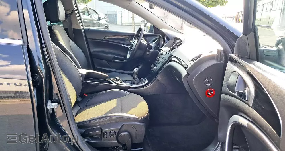 OPEL Insignia 1.6 Turbo Sports Tourer