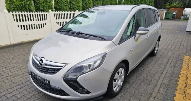 OPEL Zafira 1.4 T Cosmo EcoFLEX S&S EU6