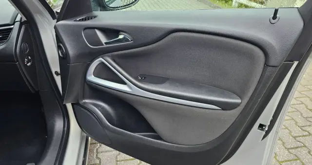 OPEL Zafira 1.4 T Cosmo EcoFLEX S&S EU6