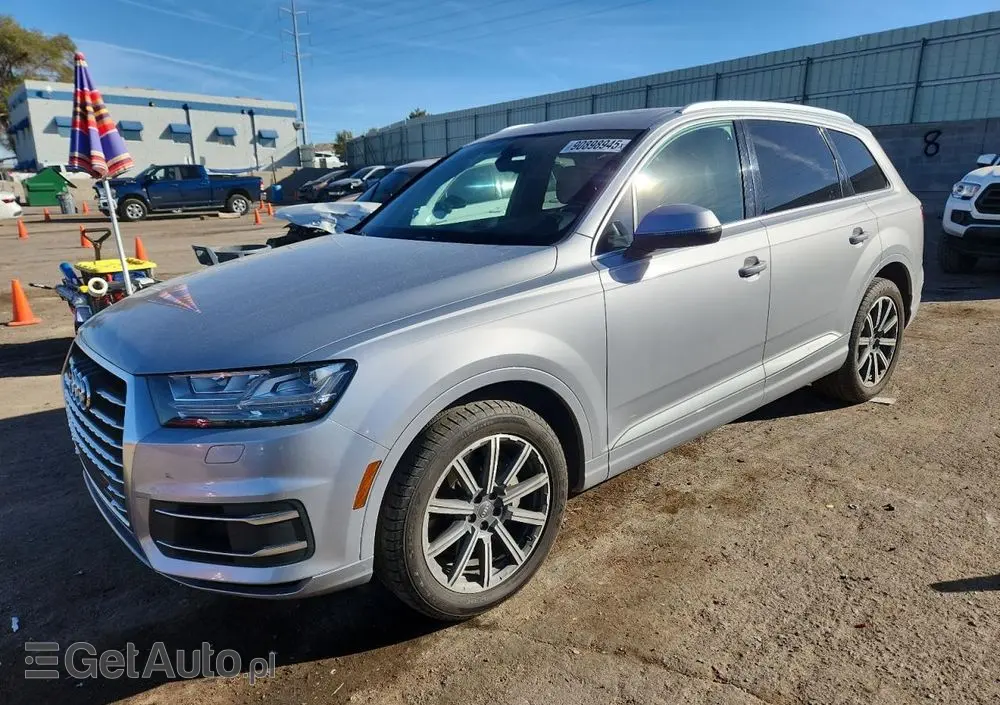 AUDI Q7 3.0 TFSI Quattro Tiptronic