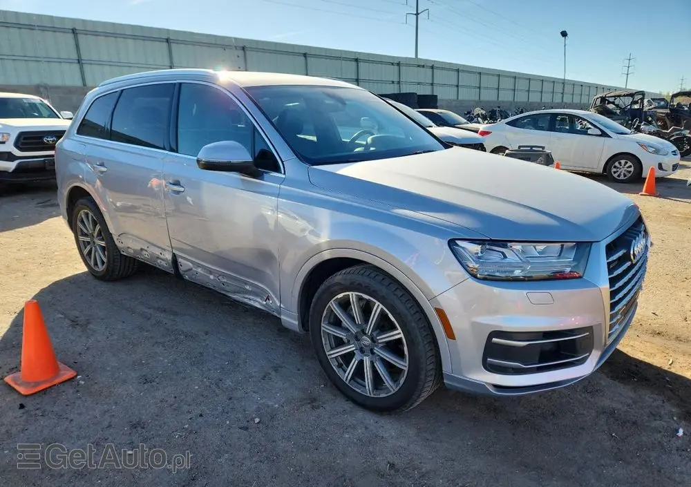 AUDI Q7 3.0 TFSI Quattro Tiptronic