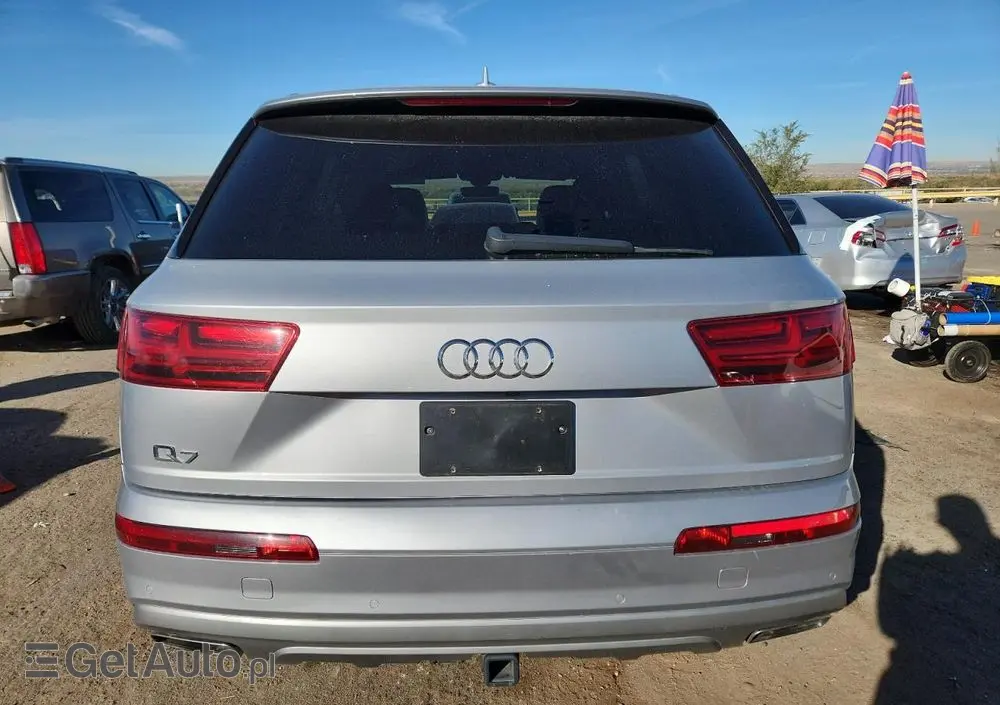 AUDI Q7 3.0 TFSI Quattro Tiptronic