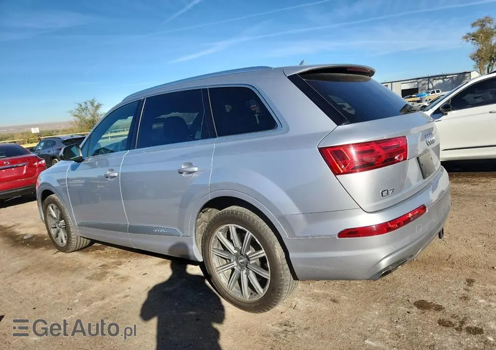 AUDI Q7 3.0 TFSI Quattro Tiptronic