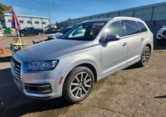 AUDI Q7 3.0 TFSI Quattro Tiptronic