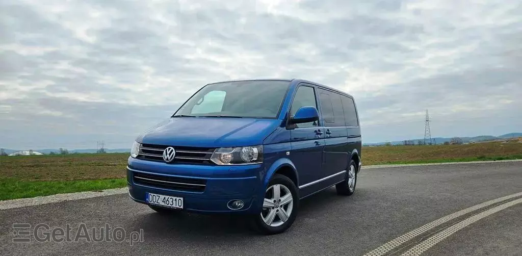 VOLKSWAGEN Multivan 