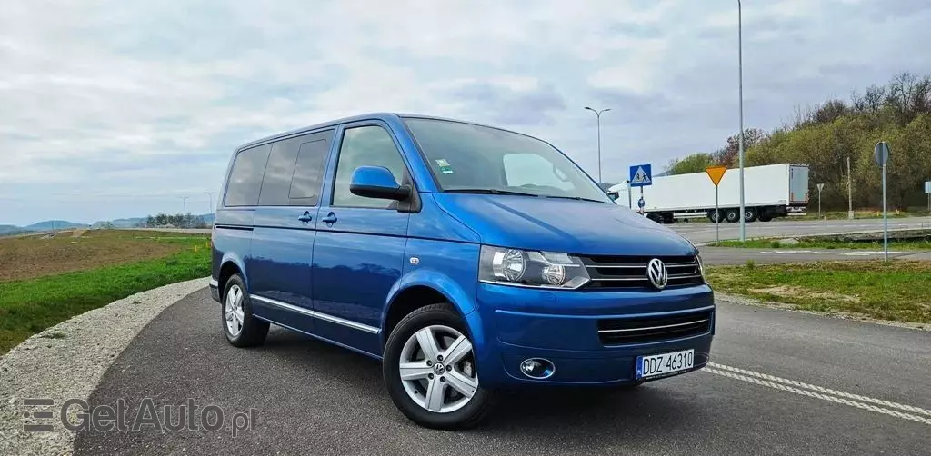 VOLKSWAGEN Multivan 