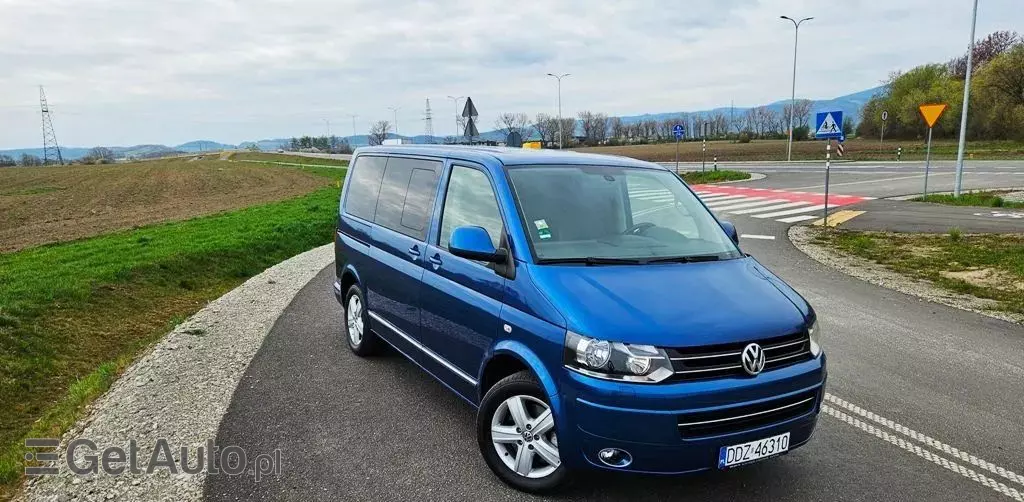 VOLKSWAGEN Multivan 