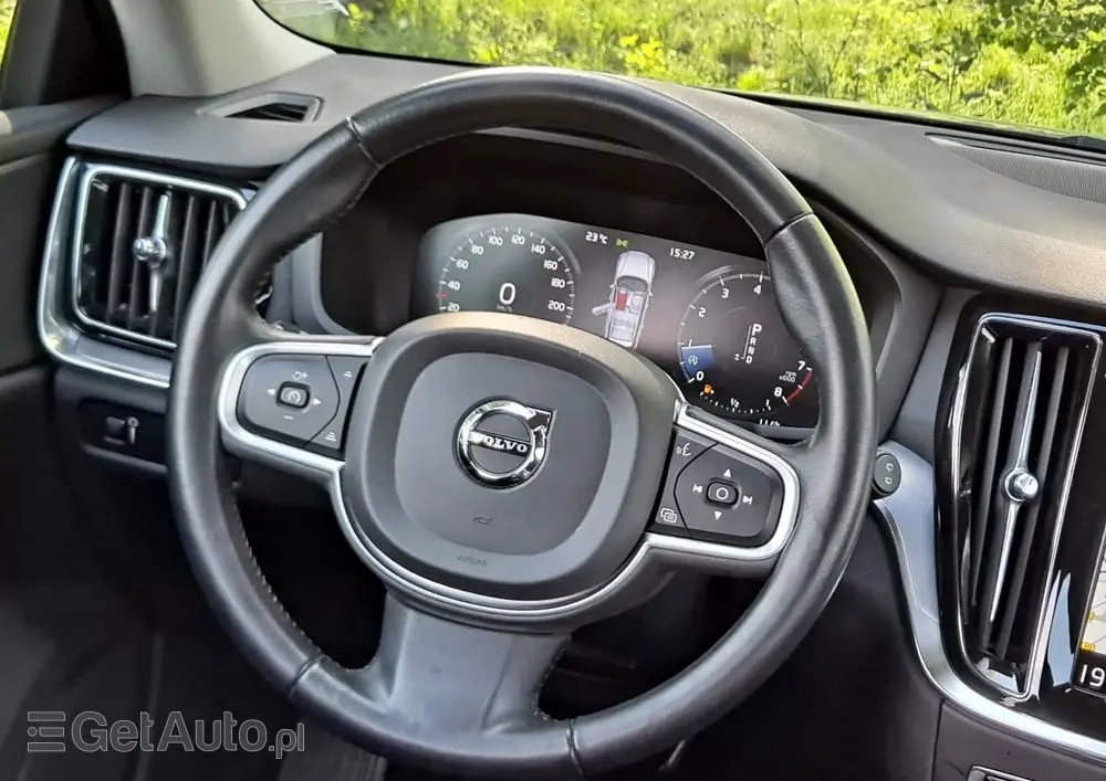 VOLVO V60 T4 Geartronic Momentum Pro