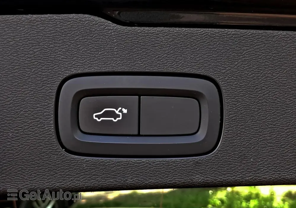 VOLVO V60 T4 Geartronic Momentum Pro