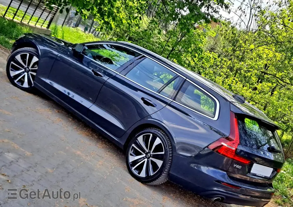 VOLVO V60 T4 Geartronic Momentum Pro