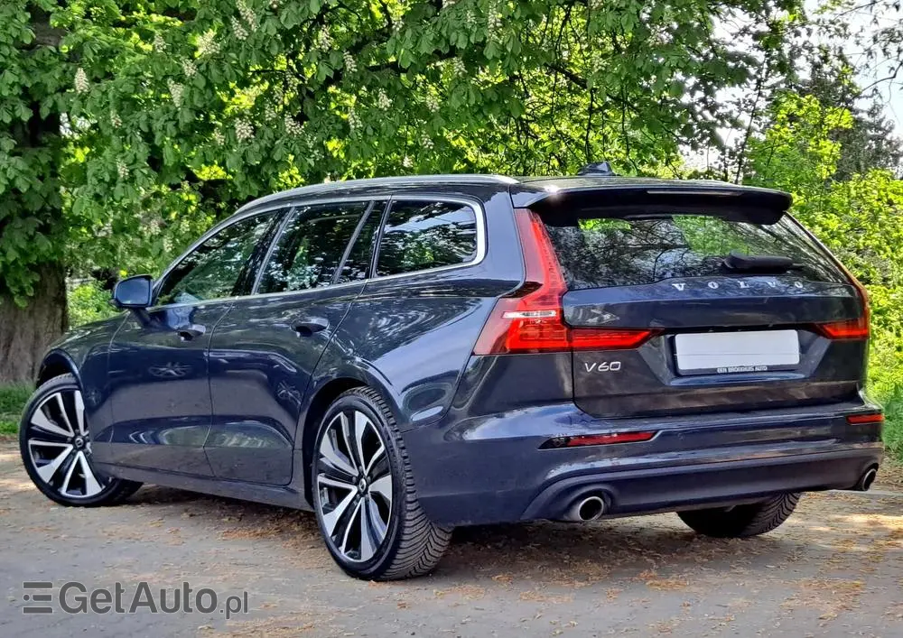 VOLVO V60 T4 Geartronic Momentum Pro