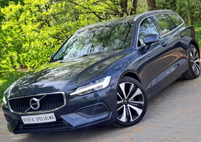 VOLVO V60 T4 Geartronic Momentum Pro