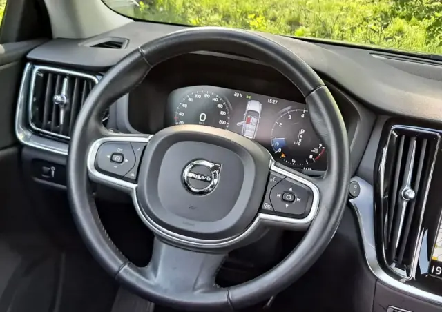 VOLVO V60 T4 Geartronic Momentum Pro