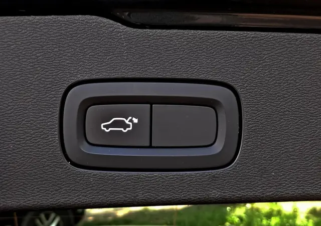 VOLVO V60 T4 Geartronic Momentum Pro