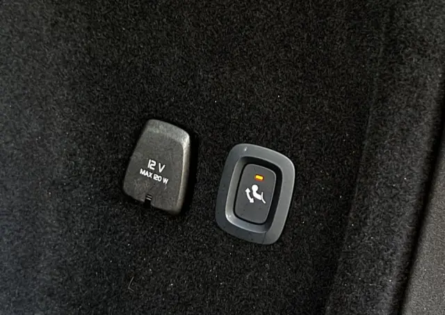 VOLVO V60 T4 Geartronic Momentum Pro