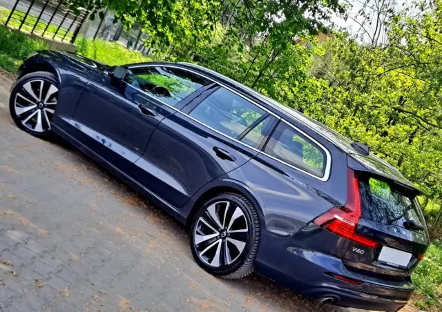 VOLVO V60 T4 Geartronic Momentum Pro