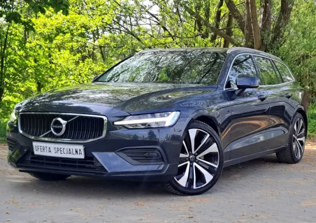 VOLVO V60 T4 Geartronic Momentum Pro