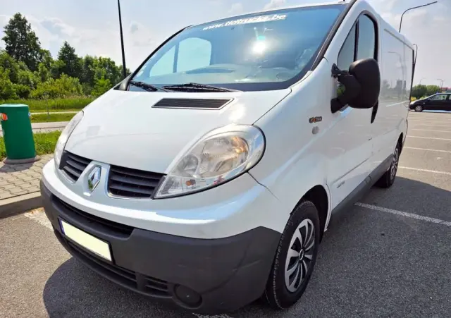 RENAULT Trafic 