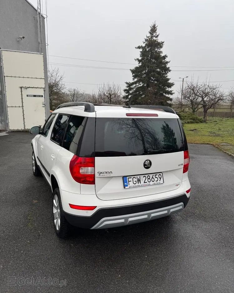 SKODA Yeti 2.0 TDI DPF 4x4 Adventure DSG